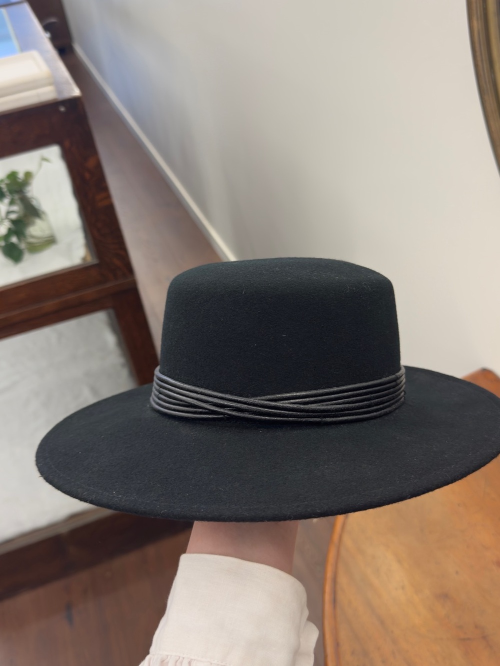 Classic Black Wide-Brim Wool Hat